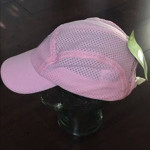 Moving Comfort Running Hat NWT
